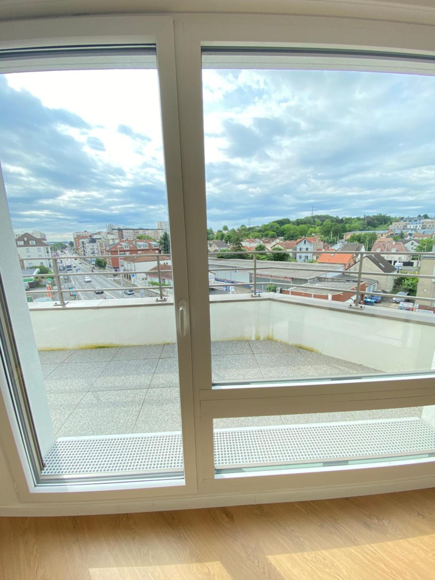 Appartement Charme Citadin à Villemomble Extérieur photo