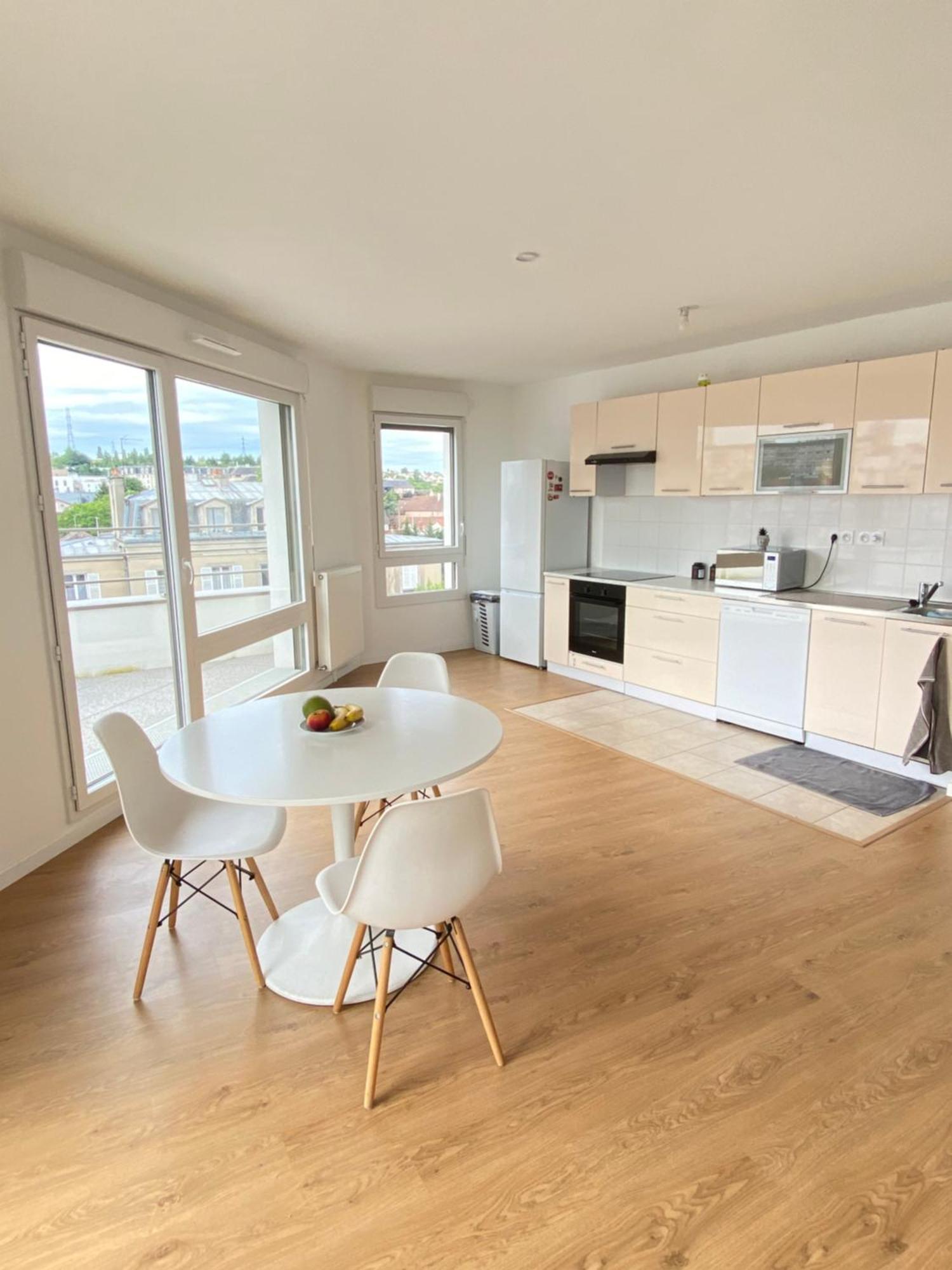 Appartement Charme Citadin à Villemomble Extérieur photo